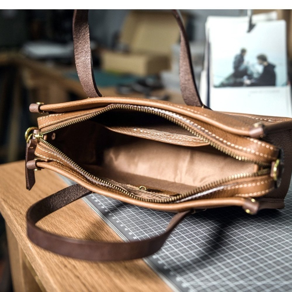 Vintage messenger bag leather crossbody bags for women