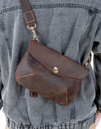 clutch purse